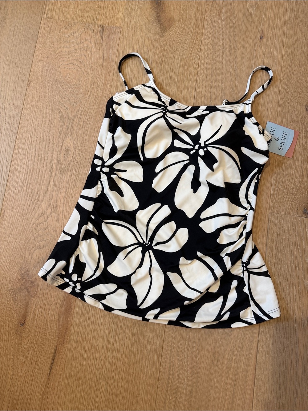 NWT Shade & Shore Black & White Floral Adjustable Women’s Swim Tankini size m